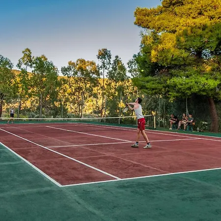 Amarynthos Resort 4*